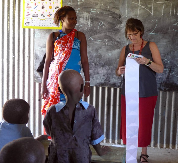 Showing the envelopes of art