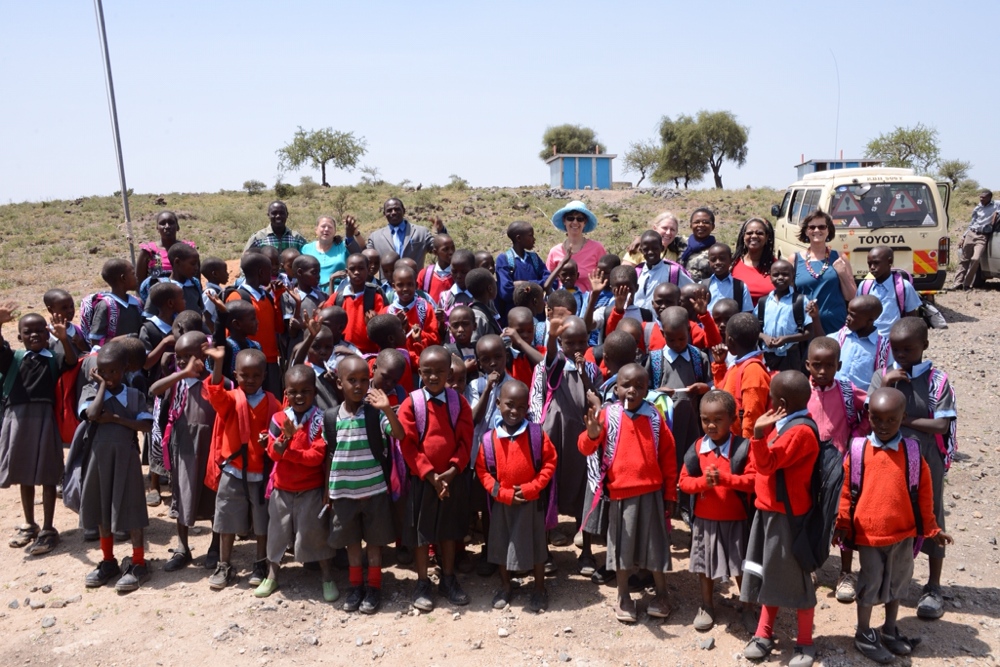 Maasai_children_with_new_backpacks.JPG